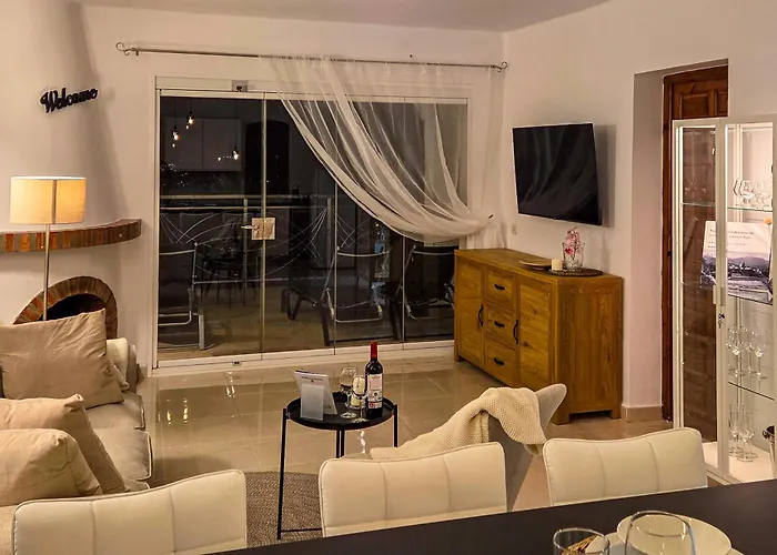 Casa Feliz Capistrano *